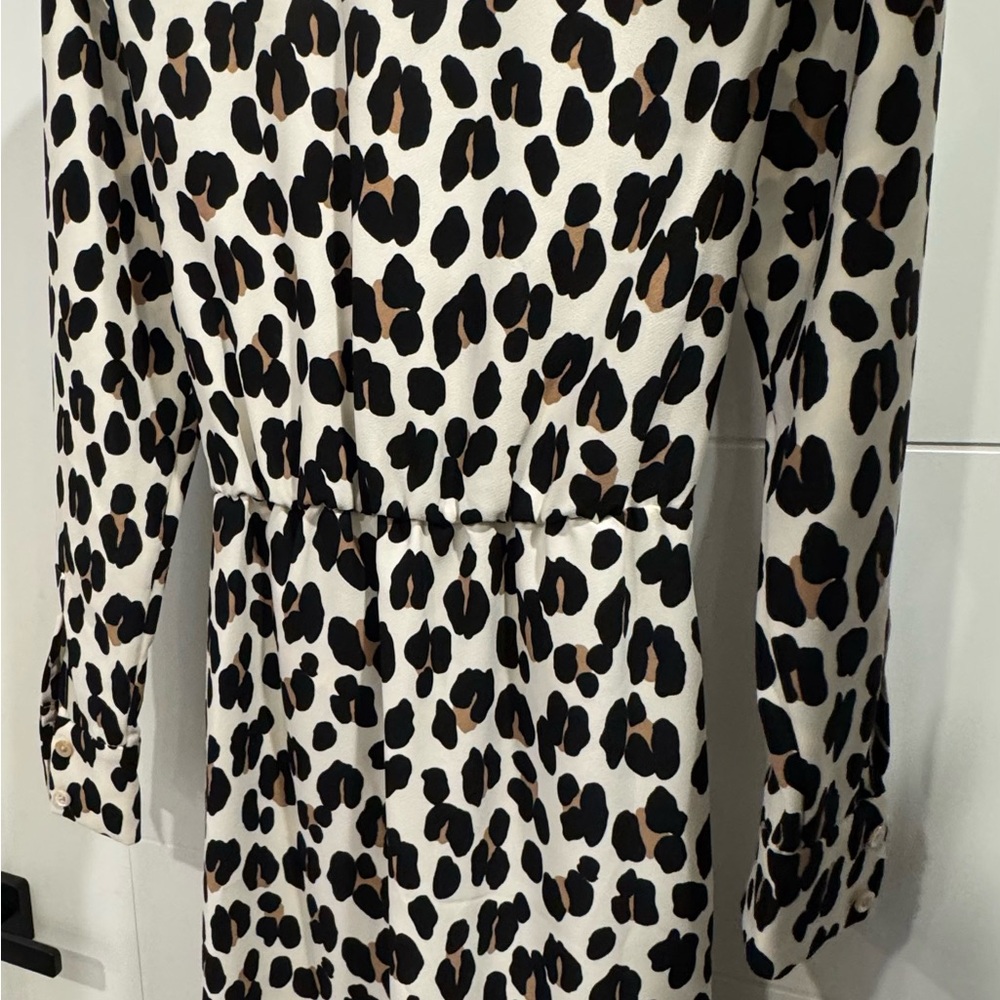 Leopard Print Wrap Dress - Picture 4 of 4
